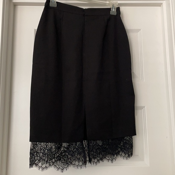 Black pencil skirt with black lace detail - Picture 2 of 5